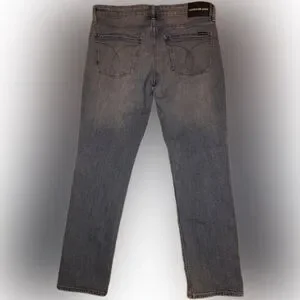 CALVIN KLEIN Blue Jeans 34x32 Slim Fit Mens STYLE# 40703DR FTY# 11223